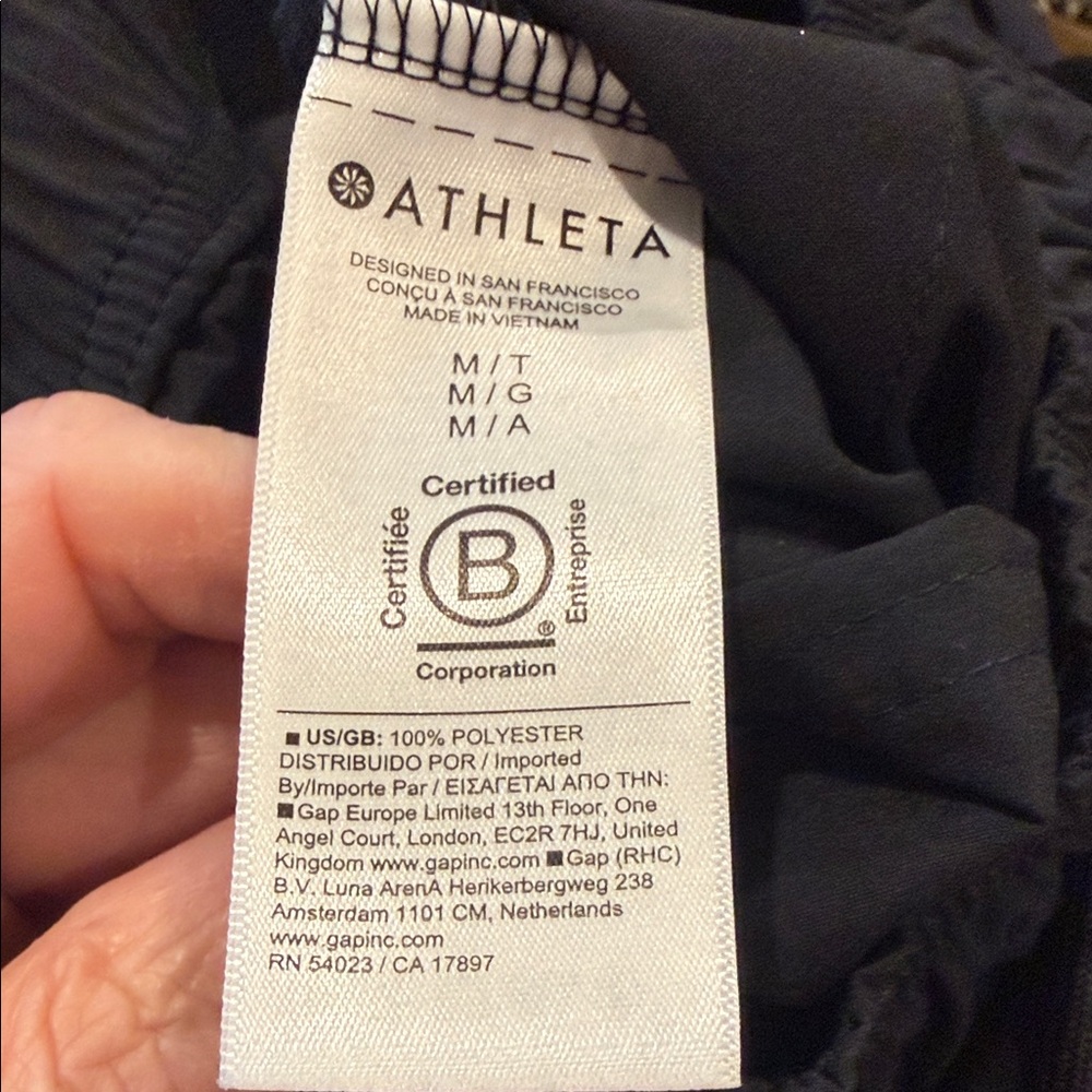 Athleta Mid Rise Crop Poplin Black Wide-Leg Pant - Med Tall - Picture 6 of 7